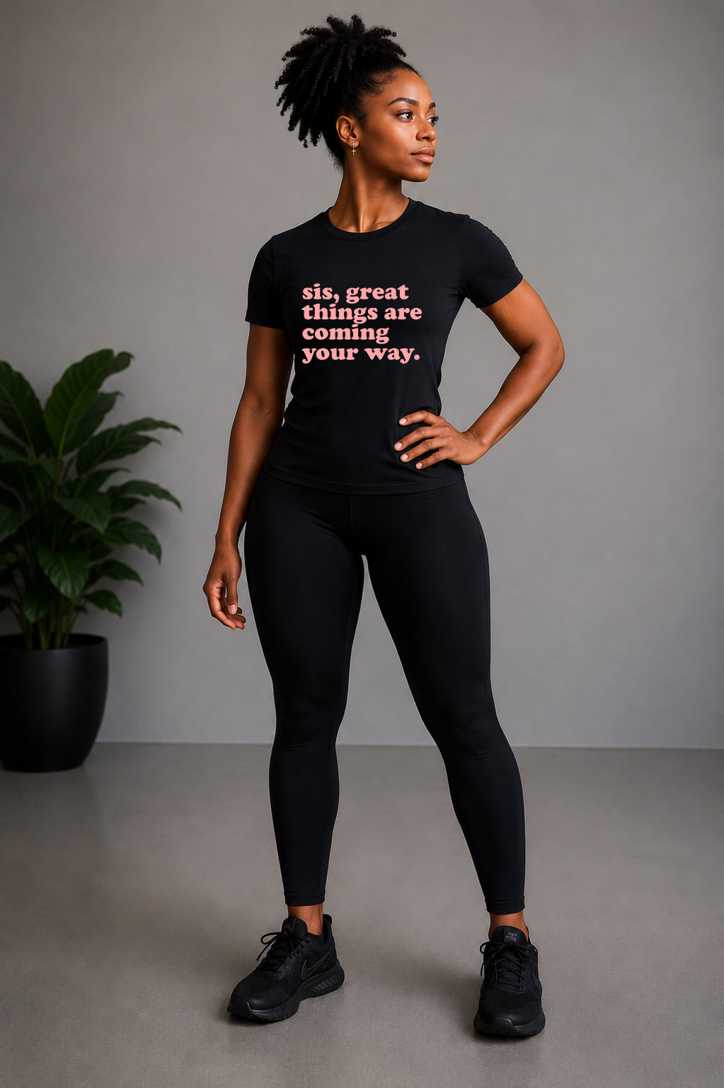 Sis Great things Short sleeve black t-shirt