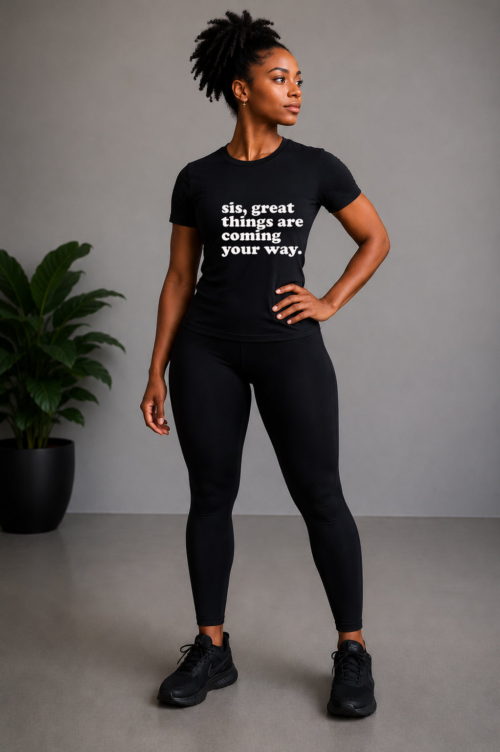 Sis Great things Short sleeve black t-shirt